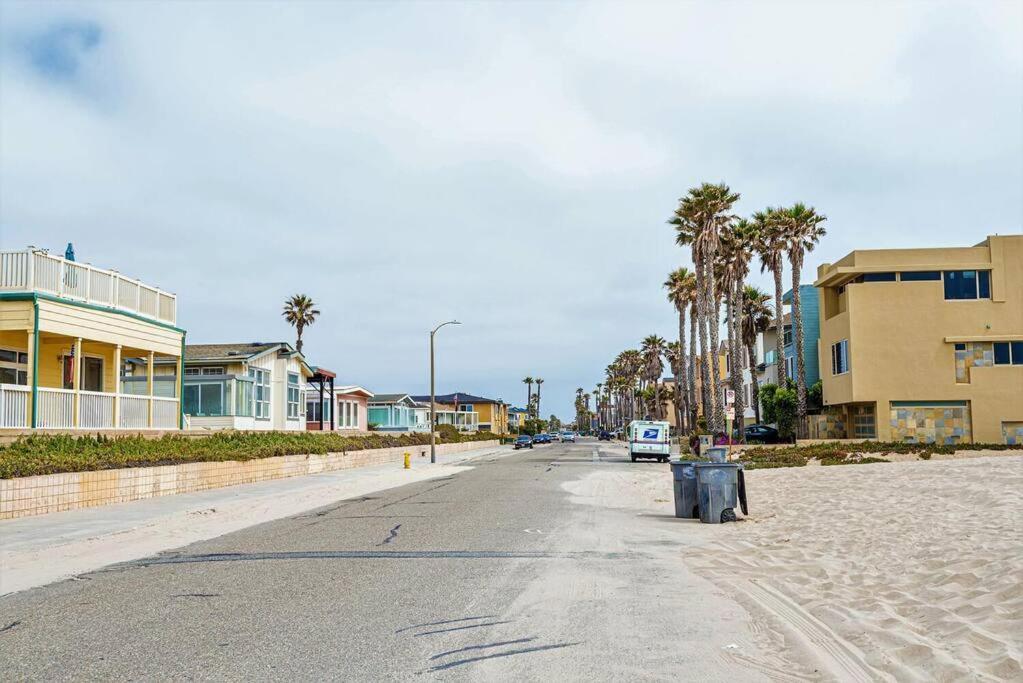 Gateway To Oxnard Beach Exterior photo